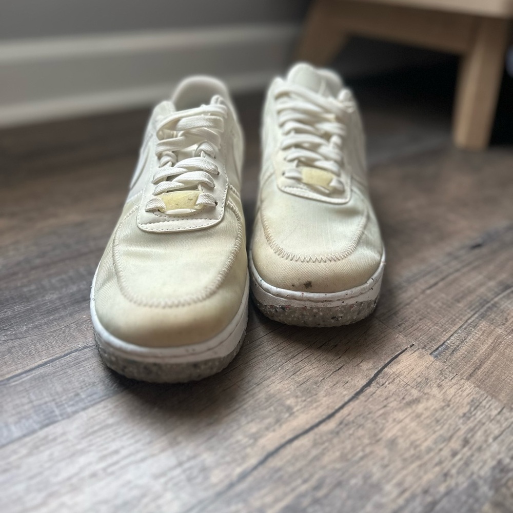 Cream Sneakers with Yellow Accents